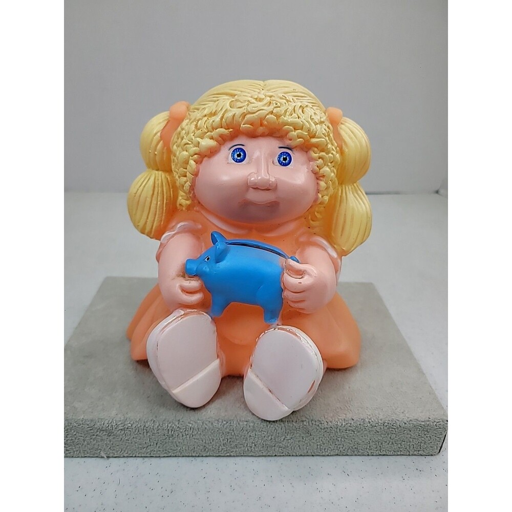 Vintage 1983 Cabbage Patch Kids Doll  Blonde Girl Pink Dress Holding Piggy Bank